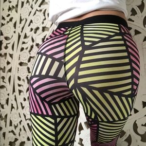 Nike yoga pants Capri